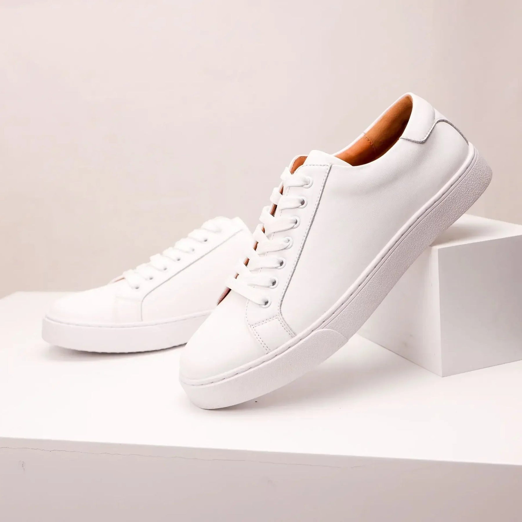 Baskets en cuir véritable